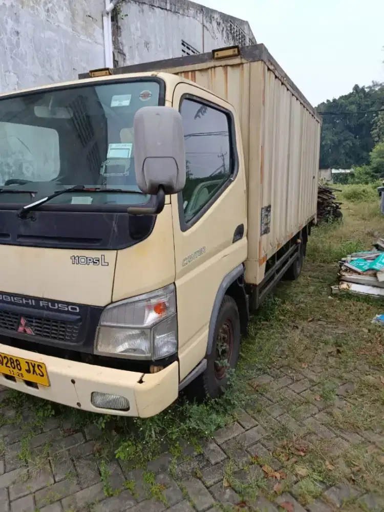 Mitsubishi Colt Diesel Canter engkel long FE71L 2013 box besi bagus