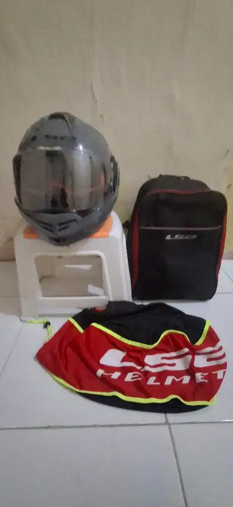 Helm LS2 ADVANT X MODULAR