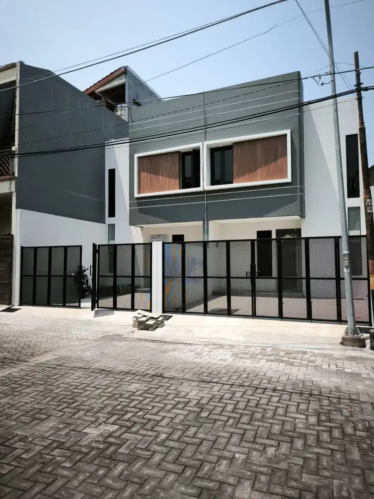 Dijual Rumah Baru Gress Mulyosari 2 Lantai Ada 2 Unit Baru Jejer