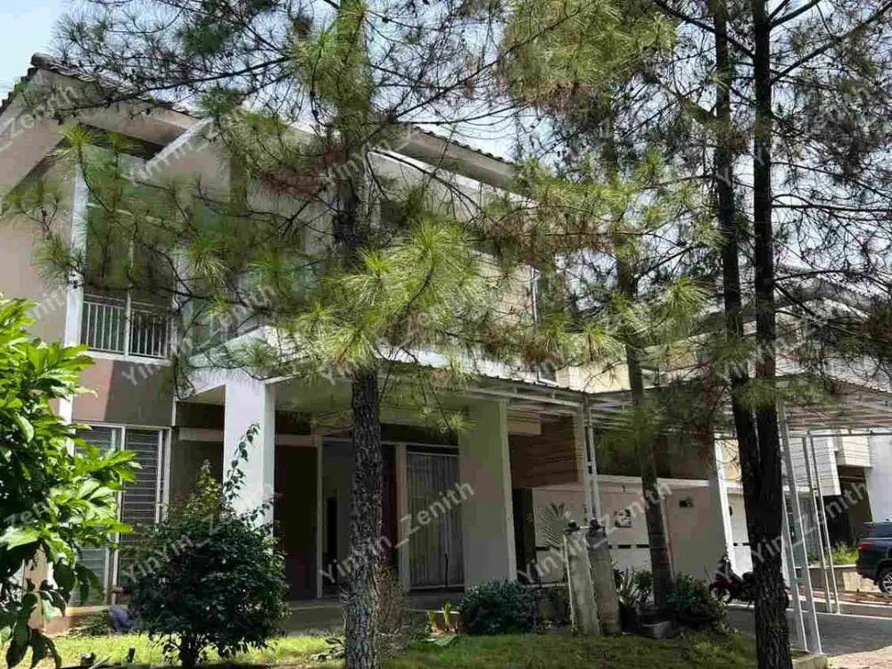 Rumah 2 Lantai Halaman Super Luas Cluster Premium KBP