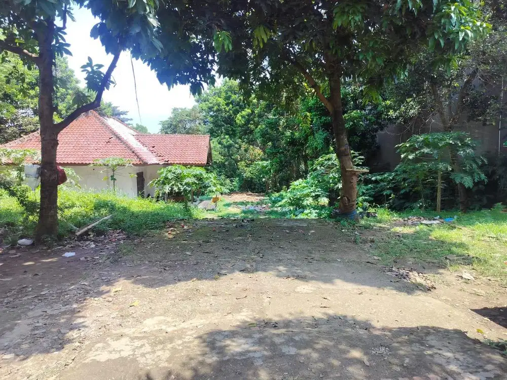 Di jual tanah dan bangunan depan jalan raya jaksel