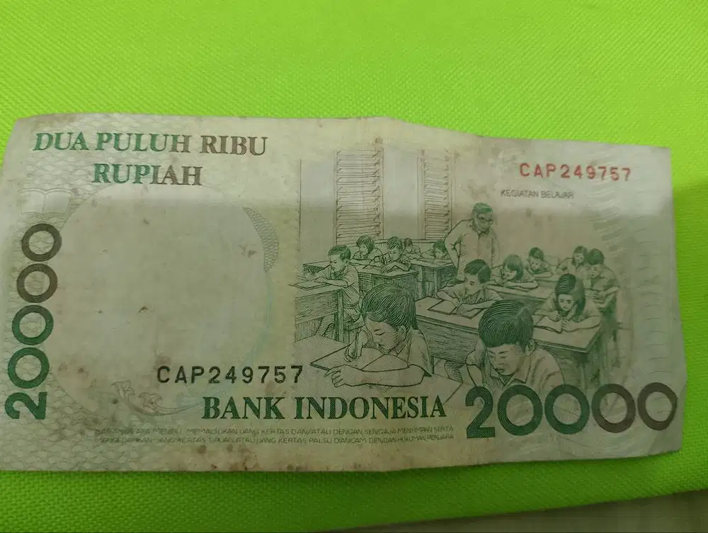 Uang kuno kertas rupiah 20.000,-