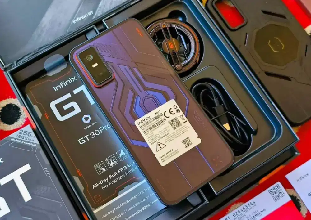 INFINIX GT 30 PRO 8/256 GB
‎SPECIAL GIFT BOX Garansi ON sampe 2027