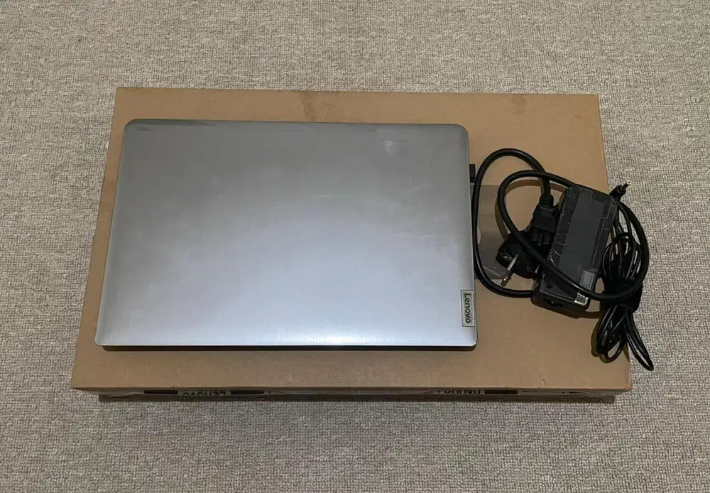 Lenovo Ideapad Slim 3 14IAU7 i3-1215U RAM 8GB Storage 256GB SSD