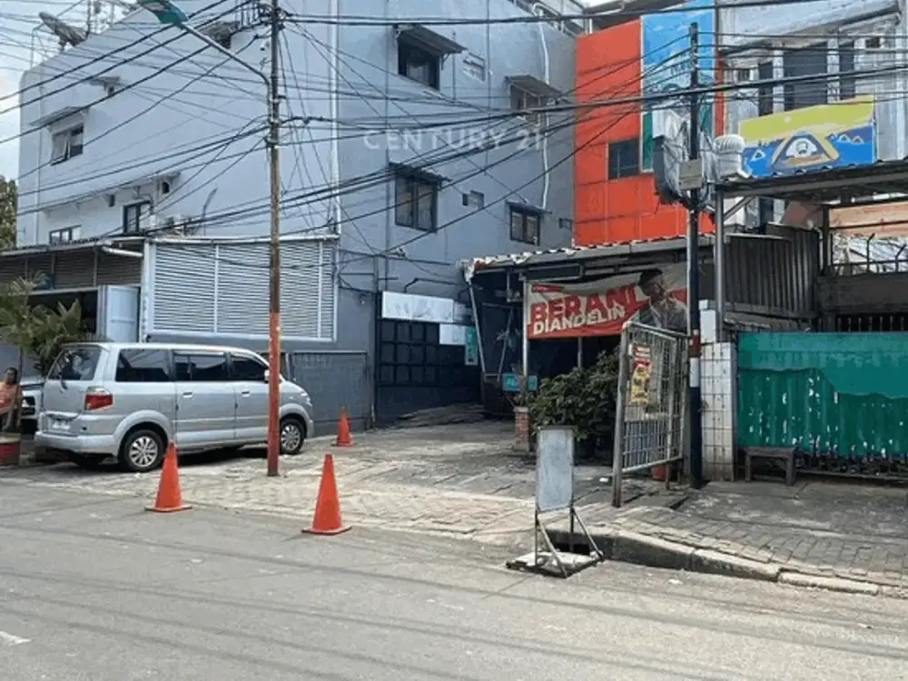 Dijual Ruko 3 Lantai Lokasi Pinggir Jalan Di Rawamangun
