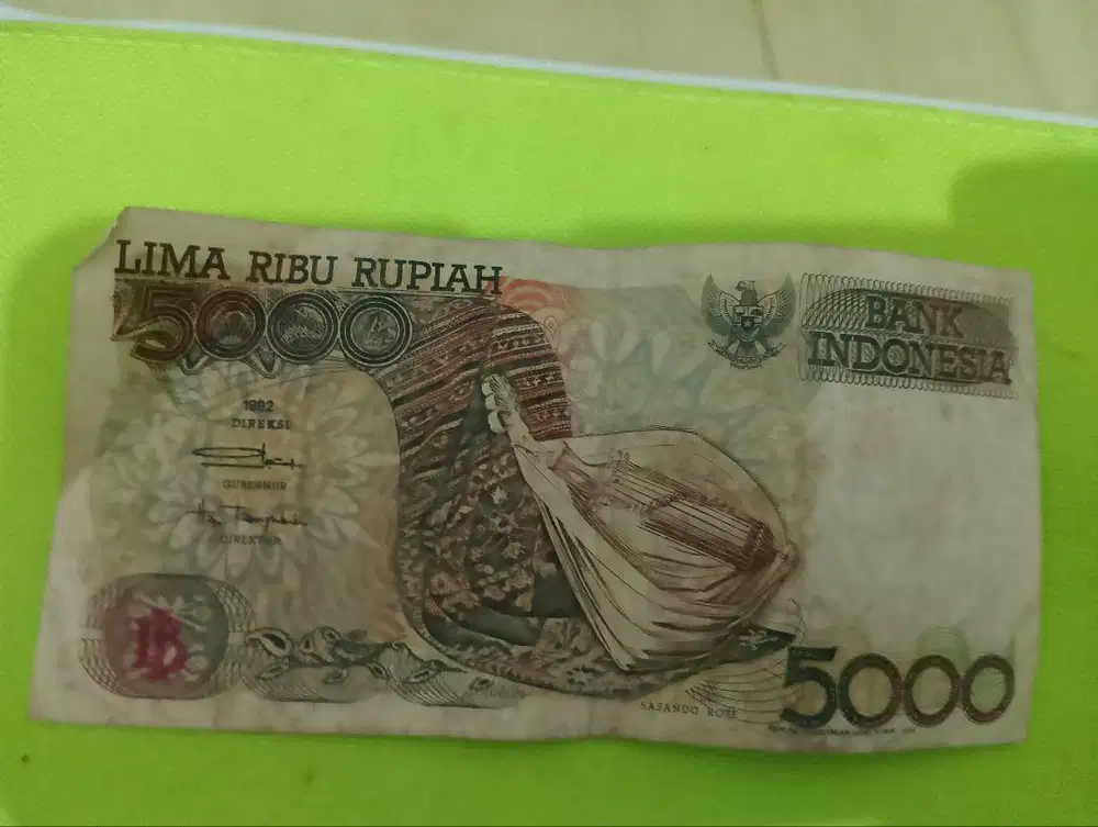 Uang kuno kertas Rp. 5.000,-