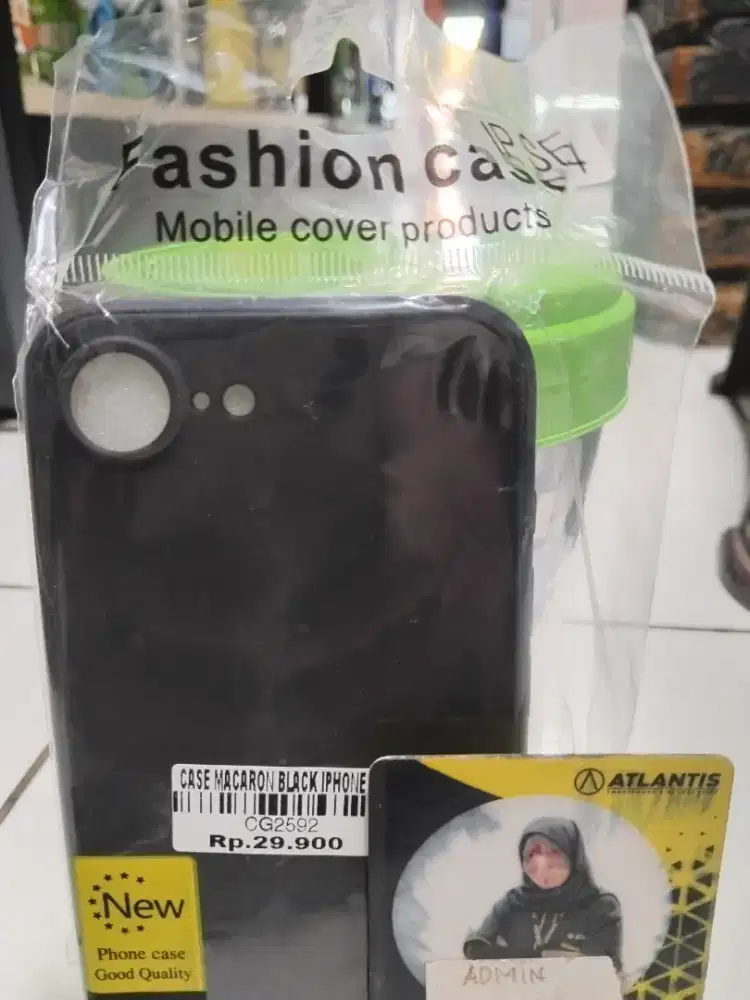 CASE MACARON BLACK IPHONE 16E | ATLANTIS DAHSYAT