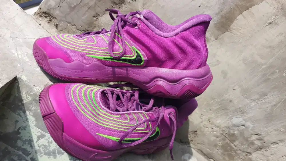 Prelove sepatu giannis