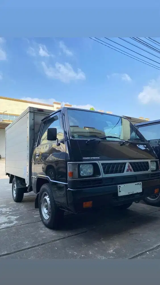Supir Gudang / Kantor Mobil L300