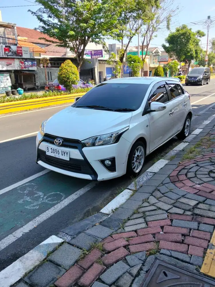 Toyota Yaris E Matic [2016]