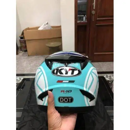 Helm KYT R10 Full Face (Flat Clear Visor Tear-Off)