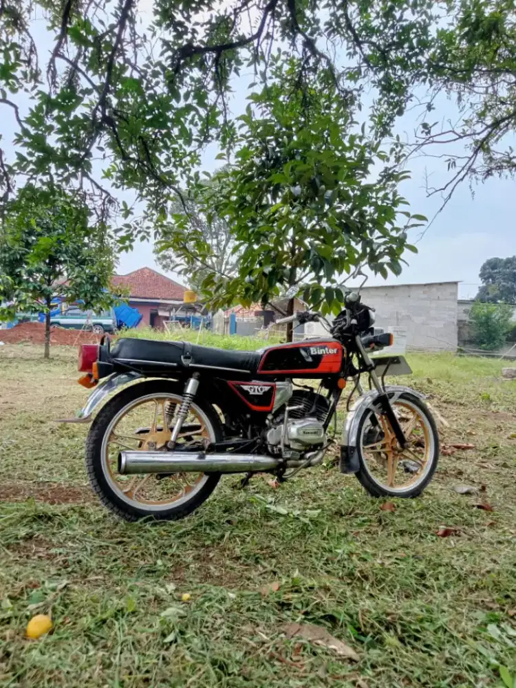 Di jual dua motor jadul
