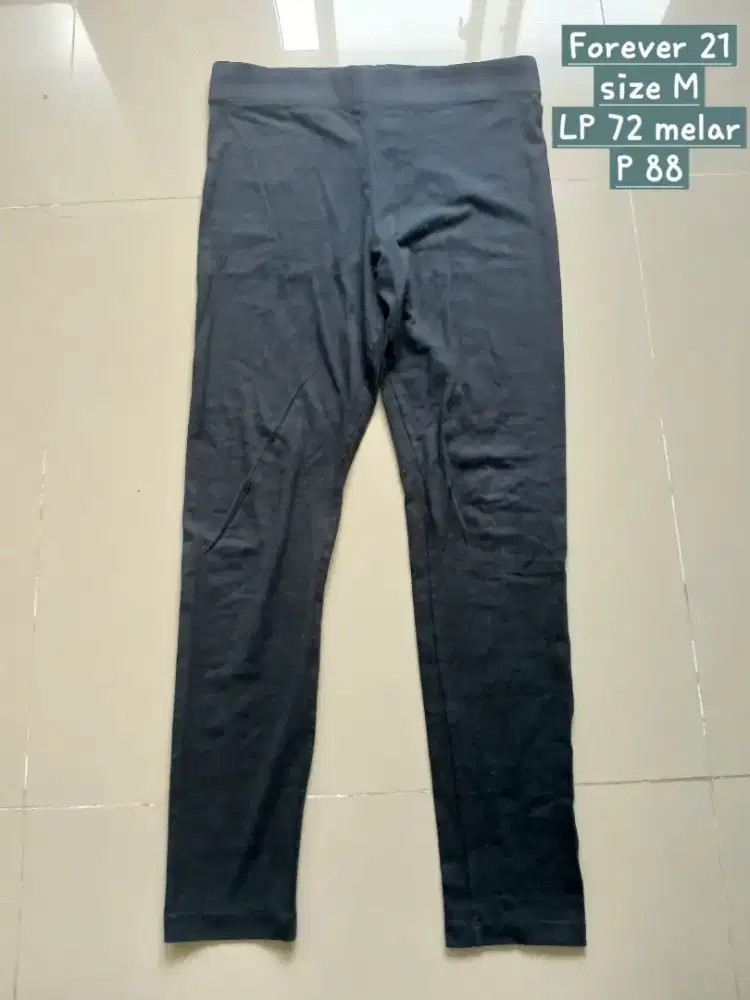 Celana legging katun wanita Forever 21 size L, preloved