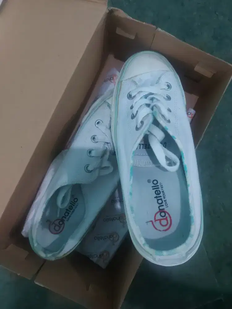 Sepatu donatello size 39