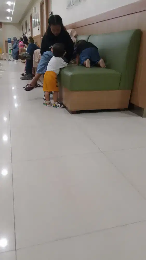 Cari kerja yg bisa bawa anak