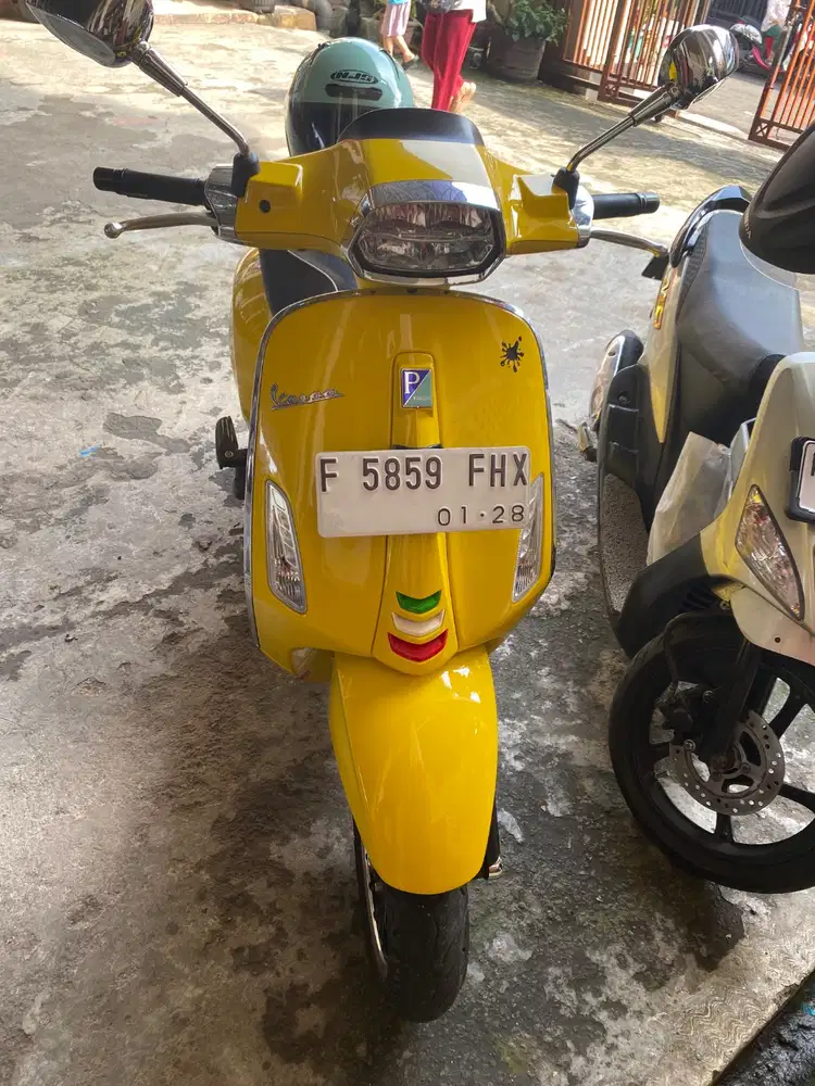 Vespa Sprint th 2022 Nik 2023