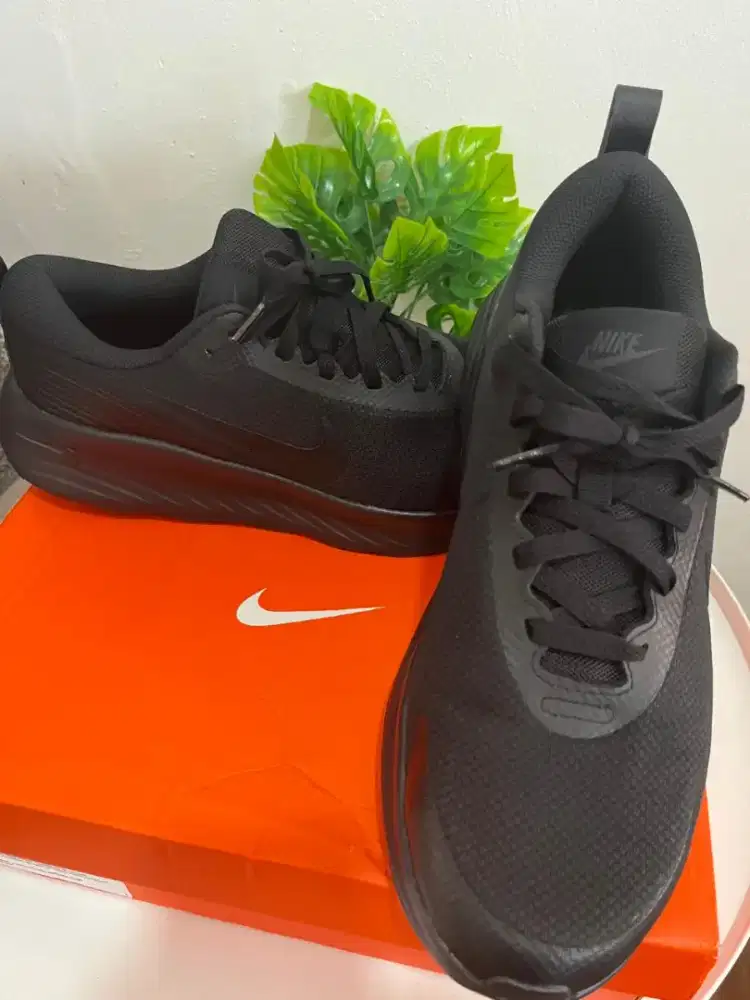 Sepatu Running Nike Promina Pria