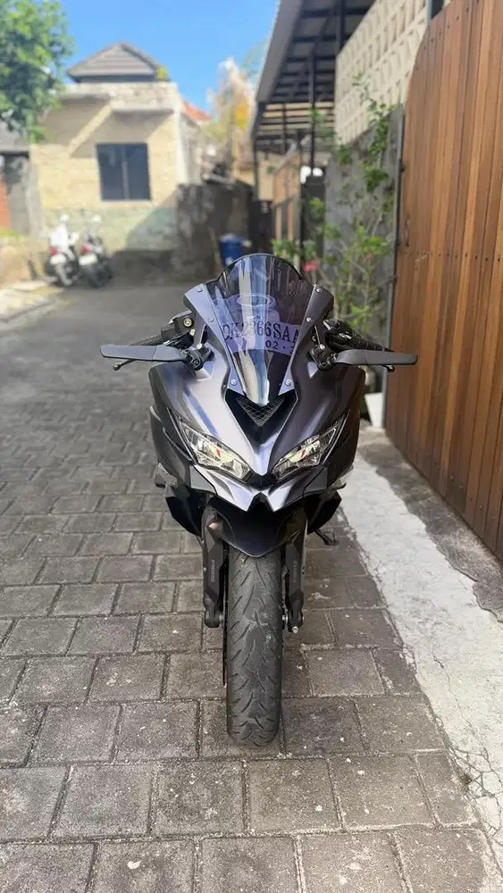 ZX25R ABS QS 2026pmk low kilometer