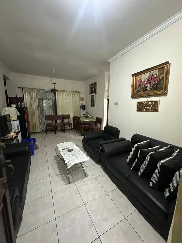 Dijual Rumah Tatar Wangsakerta Kota Baru Parahyangan