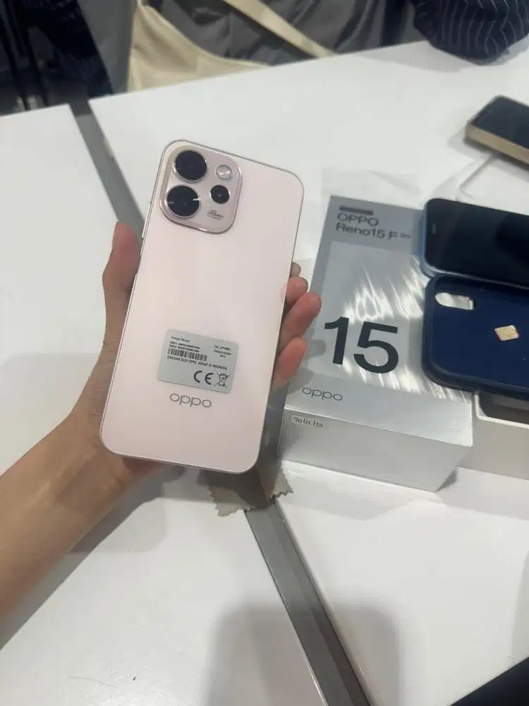 oppo reno 15F gratis case tg dan kuota internet 159gb bisa kredit 0%