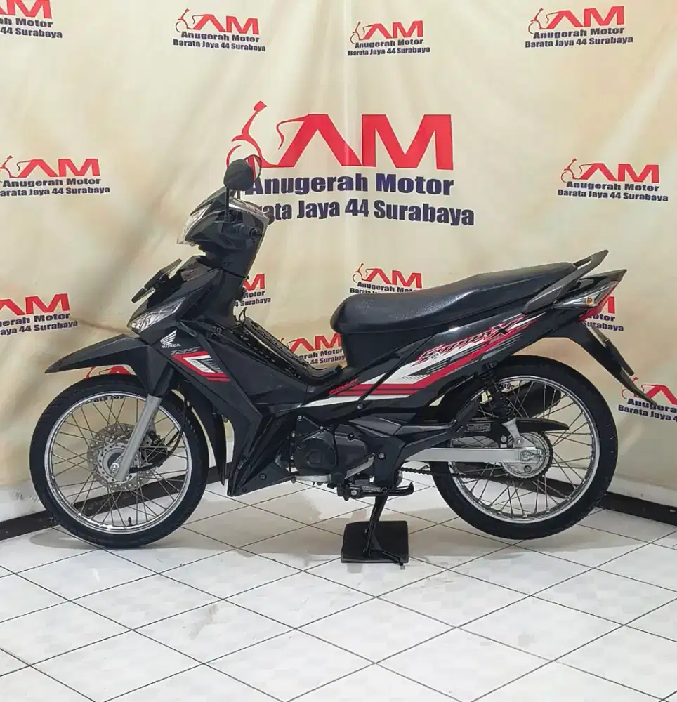 Bergaransi Honda supra x 125 fi spoke Tahun 2023 warna Hitam