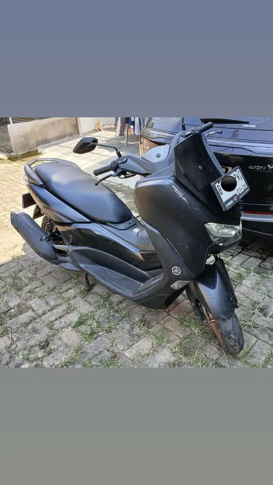 JUAL BU NMAX 2023 pemakaian 2024 bisa nego