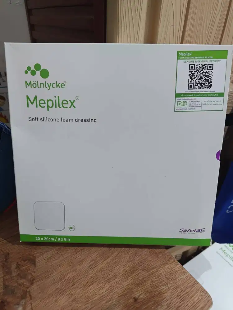Mepilex Foam 20x20cm spon luka (Modern Wound Dressing) - pembalut luka
