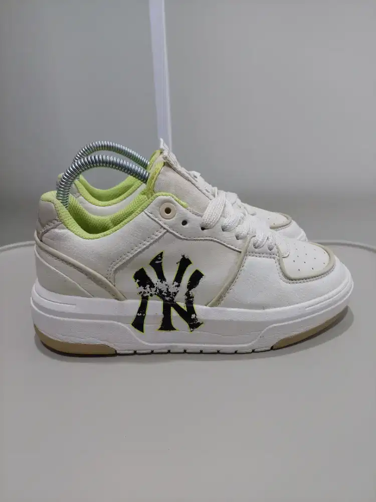 (SALE) Sepatu Sneakers MLB Chunky - size 37,5