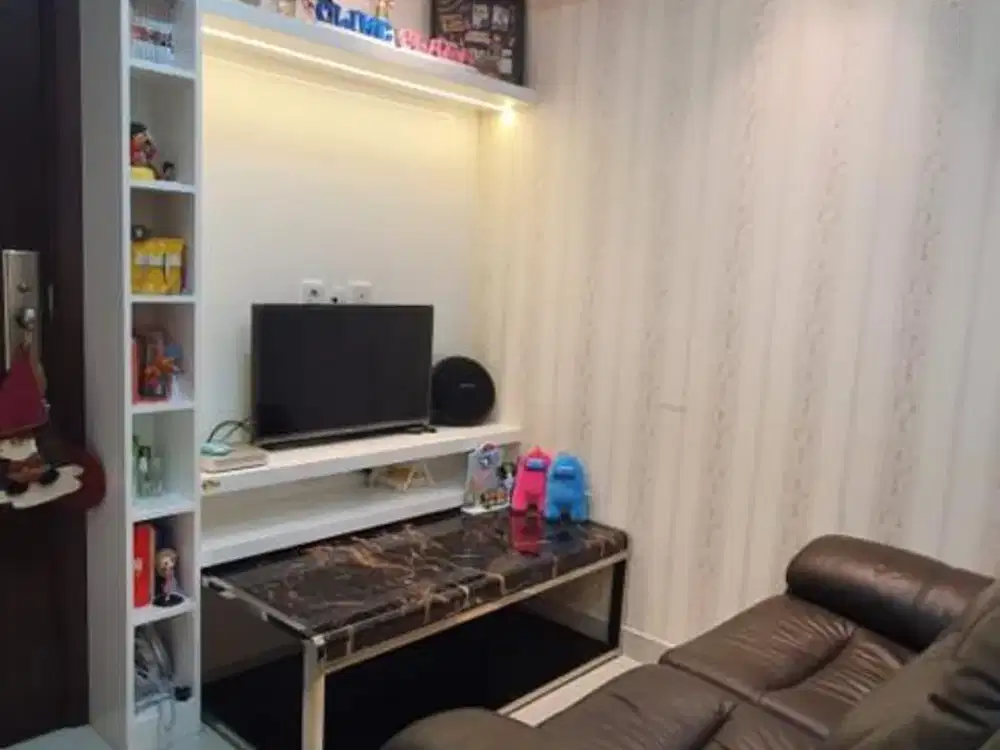 DISEWA APARTEMEN 1BR KENSINGTON TOWER DALLINGTON KELAPA GADING LANTAI 22 FURNISH