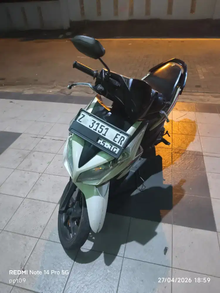 Vario 2010 Lengkap Kaleng Panjang