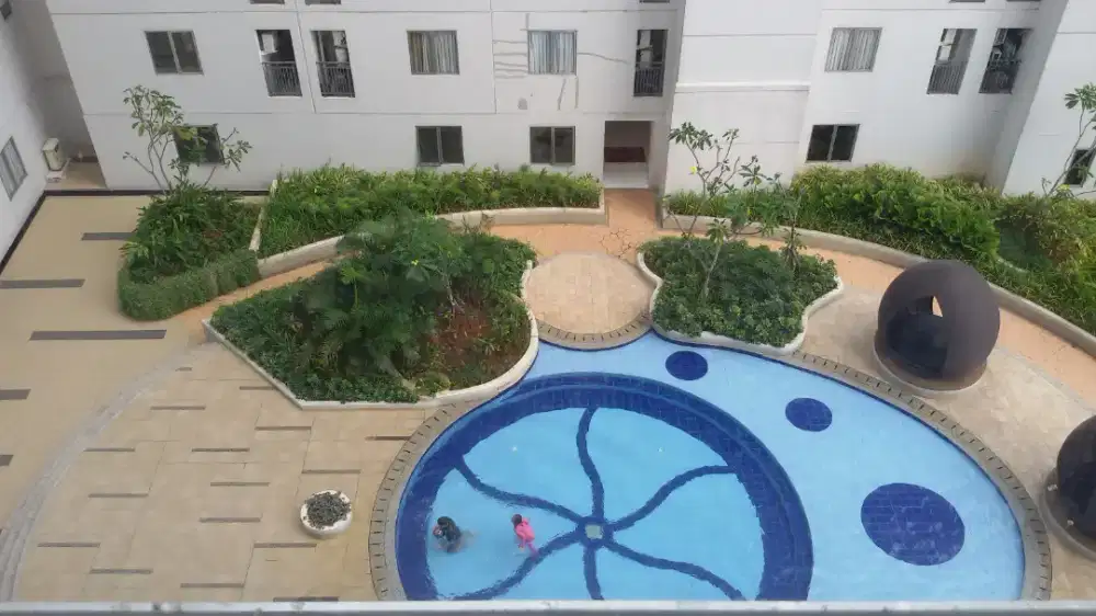 DISEWAKAN UNIT 2 KAMAR FURNIS DIATAS MALL APARTEMEN BASSURA CITY