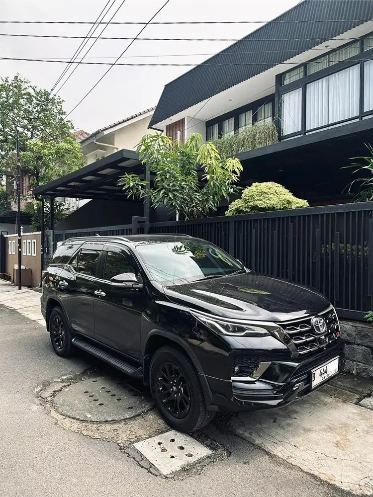 Fortuner Vrz Upgrade GR Low KM Full ORI