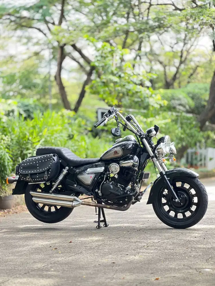 BENELLI MOTOBI 200 EFI 2024 HITAM KM 4K PAJAK PANJANG SIAP RIDING