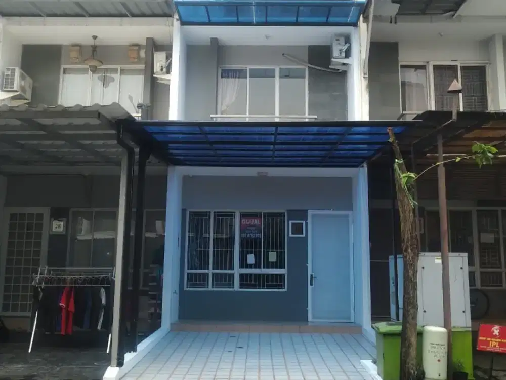 Turun Harga Drastis - Dijual Rumah 2 Lantai Siap Huni di BSD dekat TerasKota & Tol