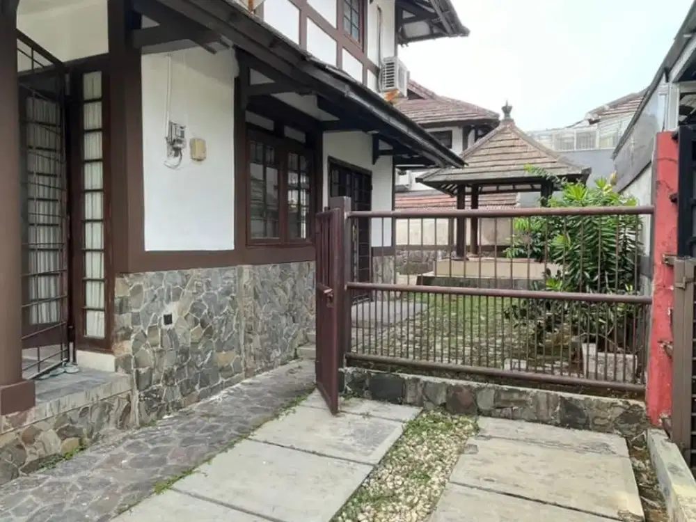 Dijual rumah nyaman di kawasan Sentul City Depan Taman Budaya | LT 150 | 2 KT | Harga 1,45 M Nego