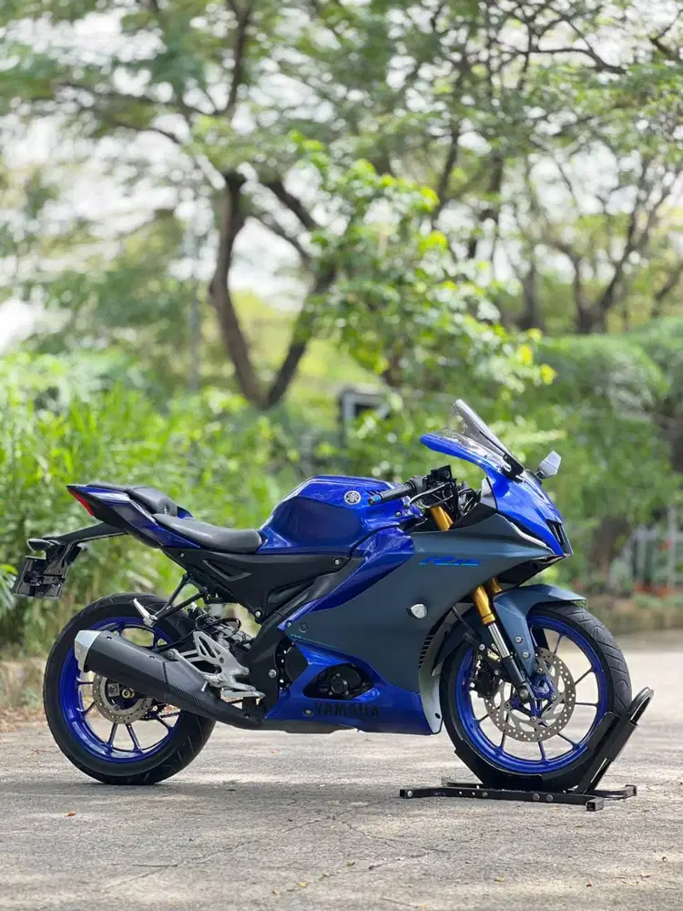 YAMAHA YZF R15 V4 BIRU 2022 KM LOW PAJAK PANJANG MULUS