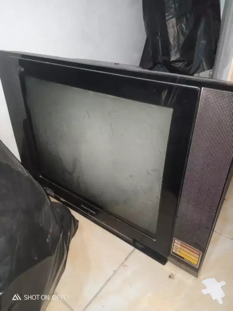 Tv tabung Polytron