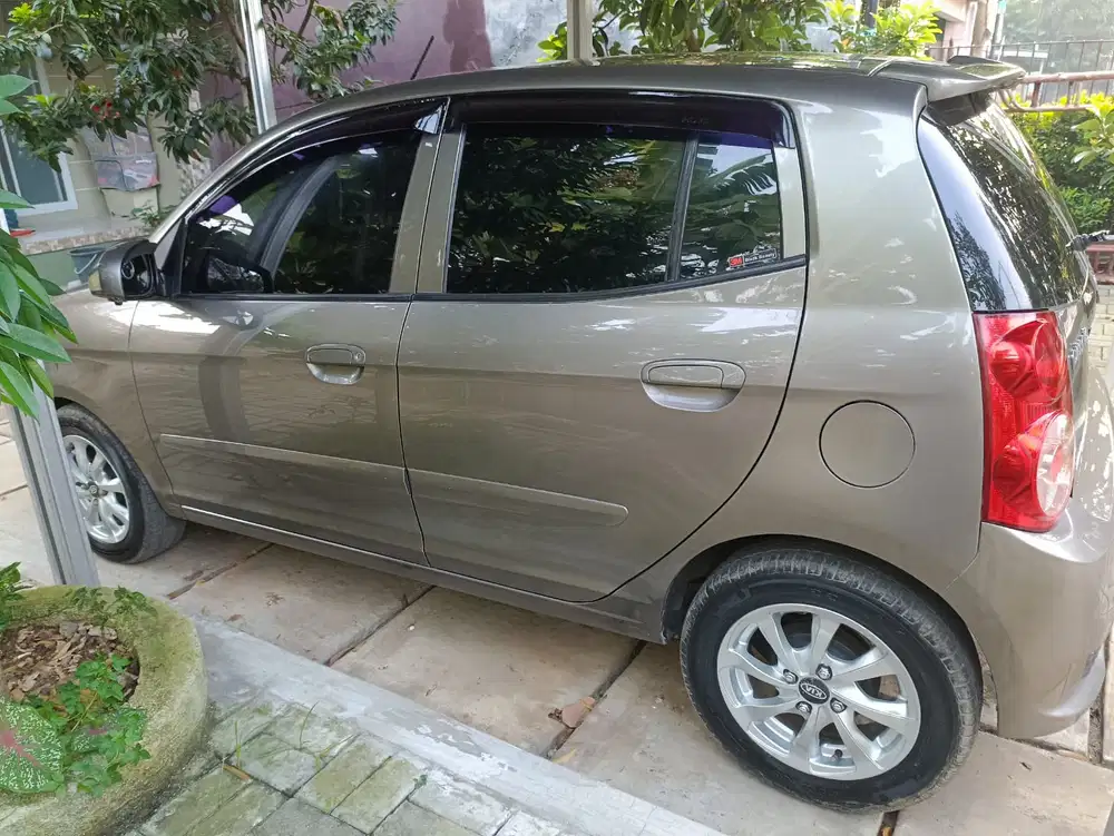 Kia Picanto 2011 Bensin
