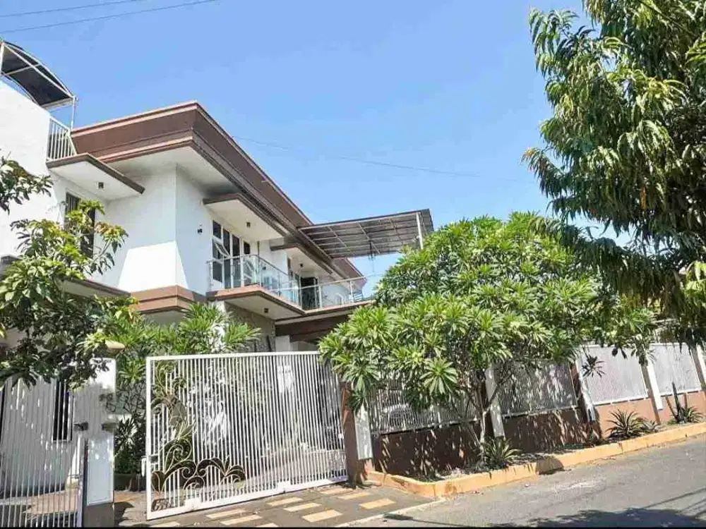 ‼️Luas Dan Asri‼️ Rumah Hook di Nginden Intan - Dekat Manyar Margorejo