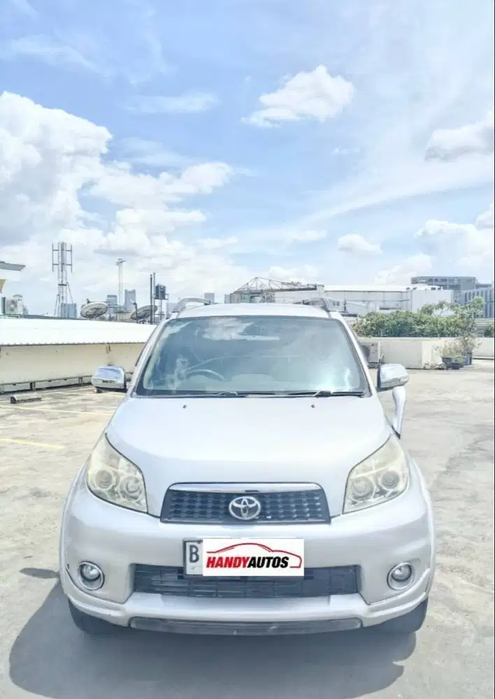 Toyota Rush S TRD Tahun 2013 Automatic Silver Metalik