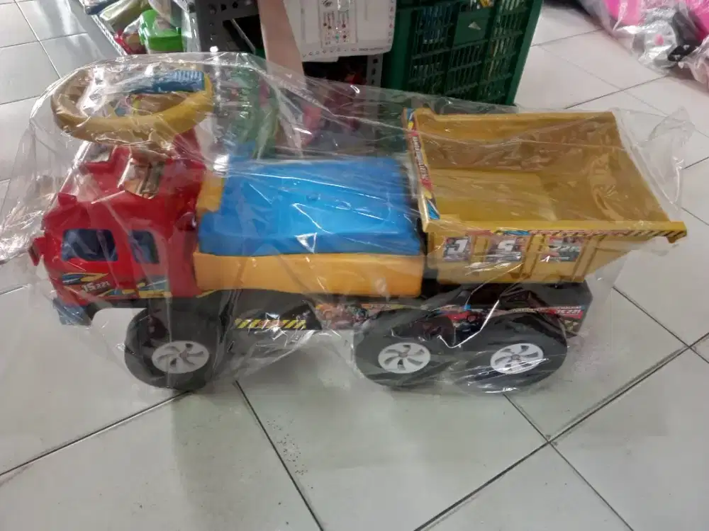 Mainan Anak Truk Dump naik