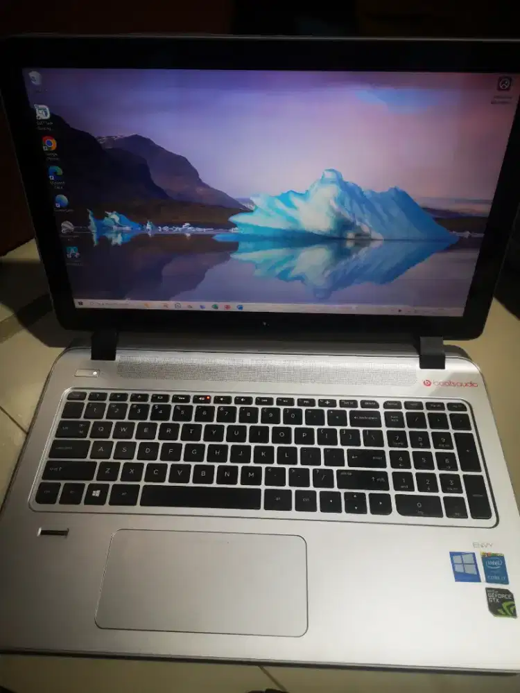 HP Envy 15 Touchscreen Finger