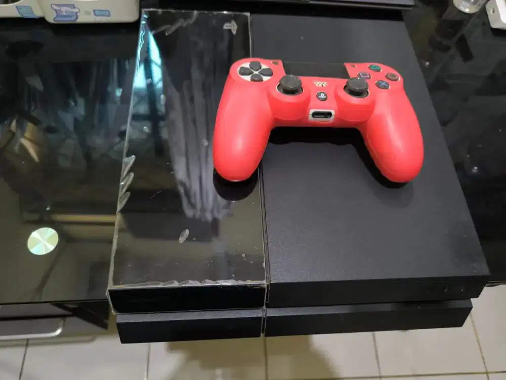 Sony Play station 4 type fat