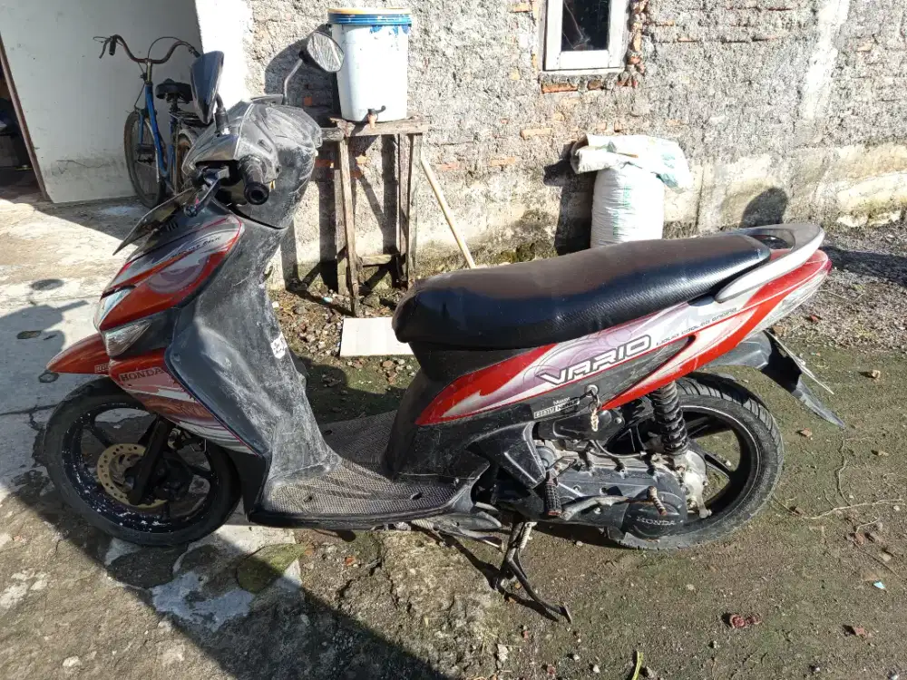 vario 2010 surat komplit