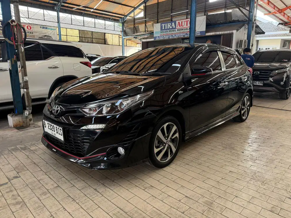 Toyota Yaris TRD Sportivo MATIC 2019hitam 
bebas tabrak garansi mesin