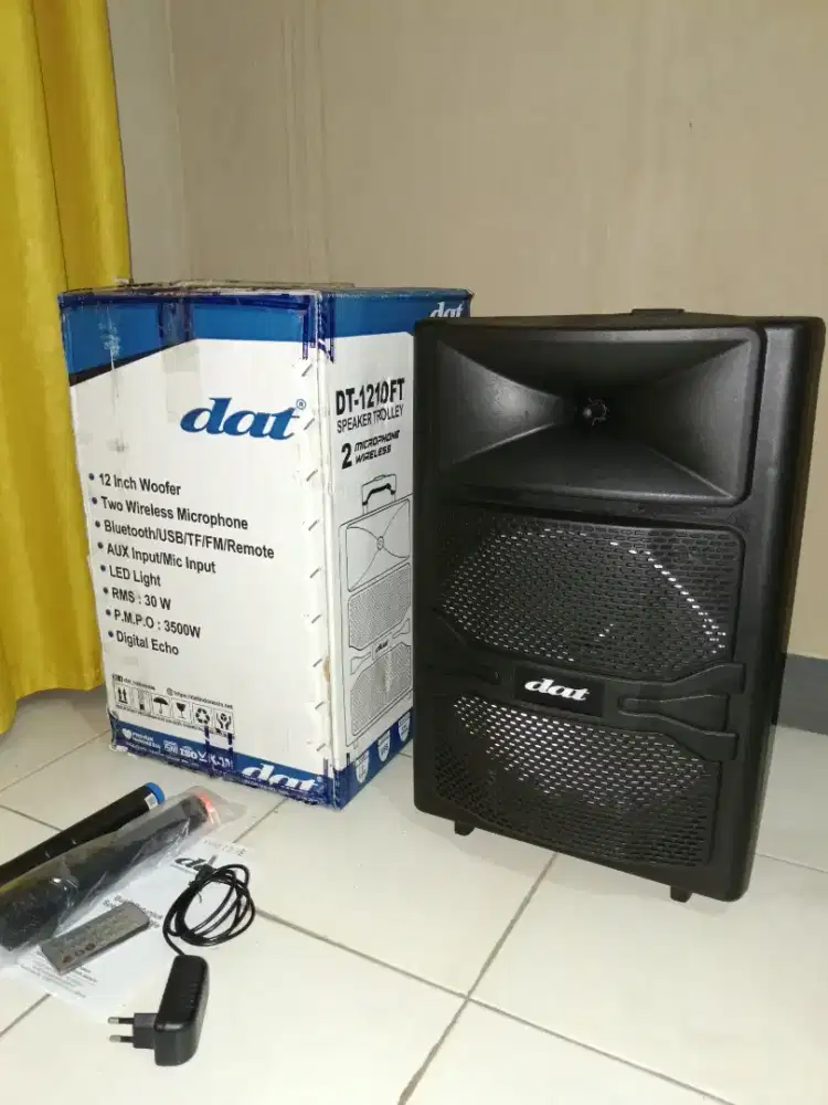 Speaker karaoke trolly 12 inchi merk Dat