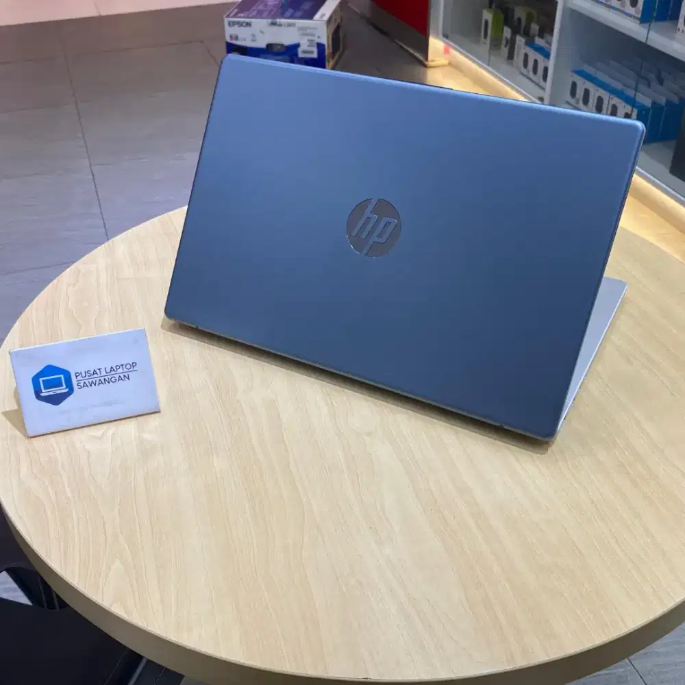 Laptop HP 14 Amd Athlone 7120U 4GB Ddr5 128GB 14.0 WIN11HOME