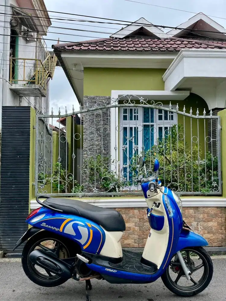 HONDA SCOOPY 2014