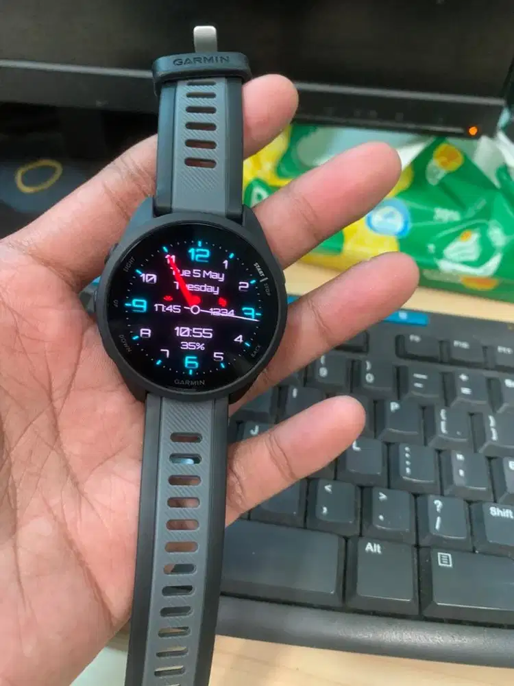 Dijual Cepat Garmin Forerunner 165 Music