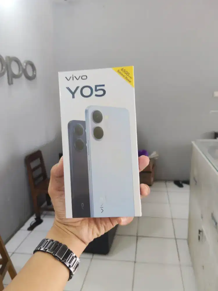 Vivo y05 4/64 hitam
